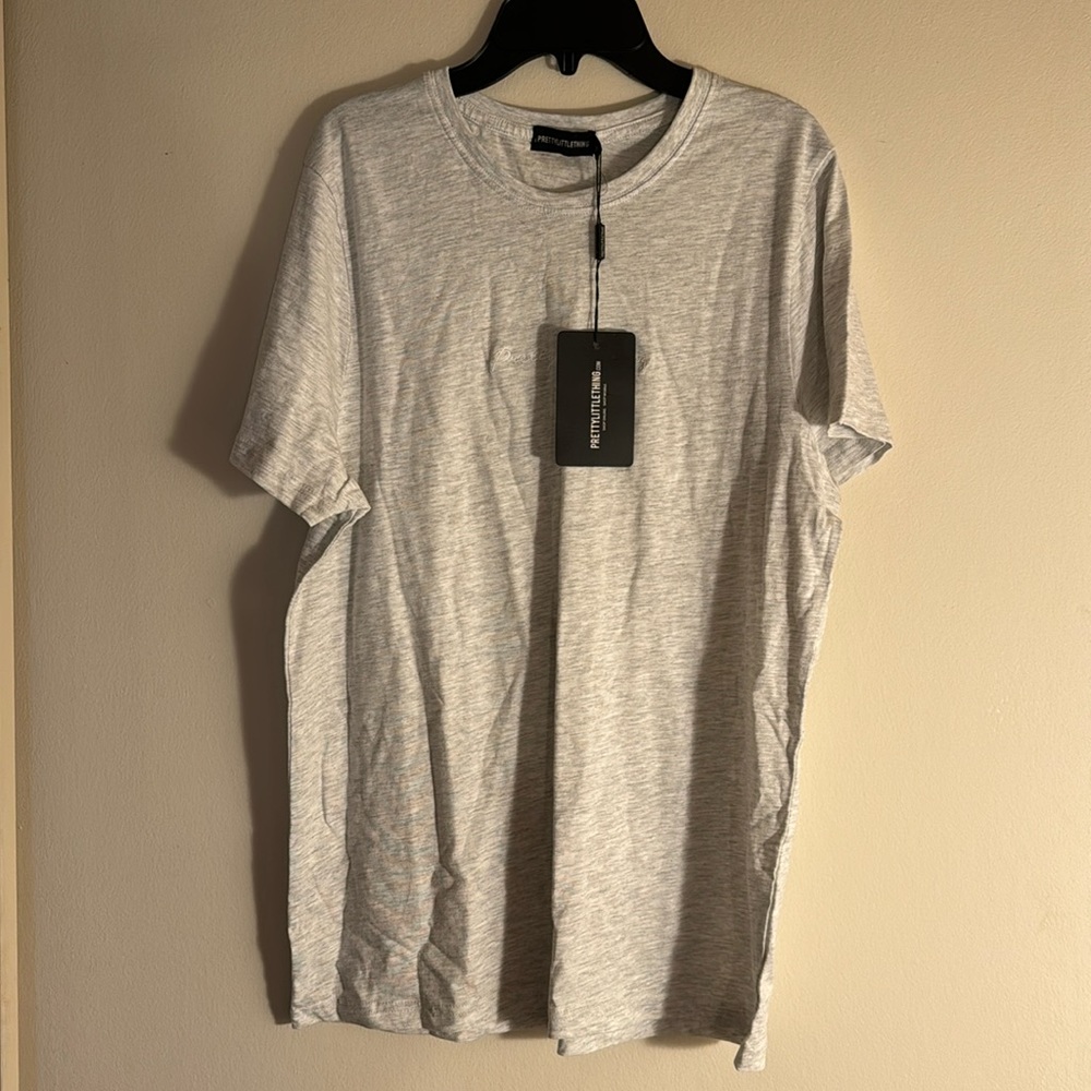 Pretty Little Thing T! - Picture 2 of 4